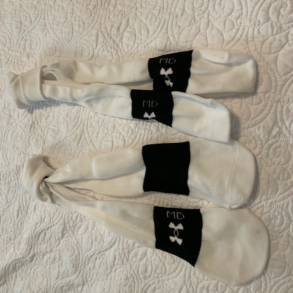 Under armour soccer or baseball socks Medium
